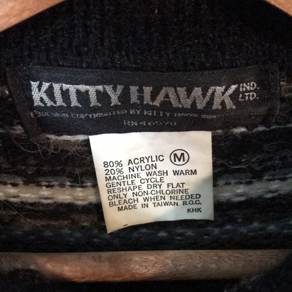 KITTY HAWK INDUSTRIES, LTD—VINTAGE—Heavy Southwestern Sweater Top & Skirt Set—M - Picture 3 of 17